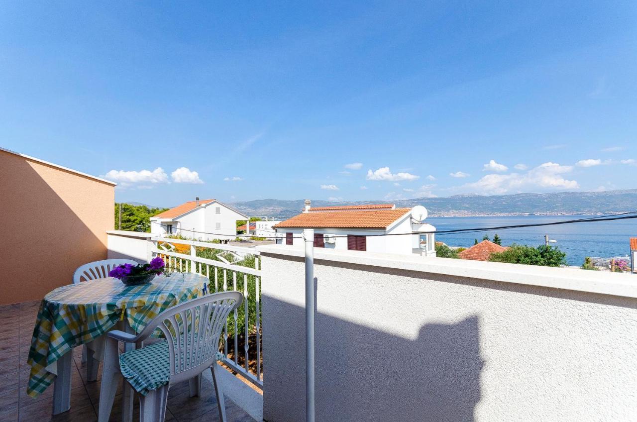 Apartments Milka 斯拉汀 外观 照片