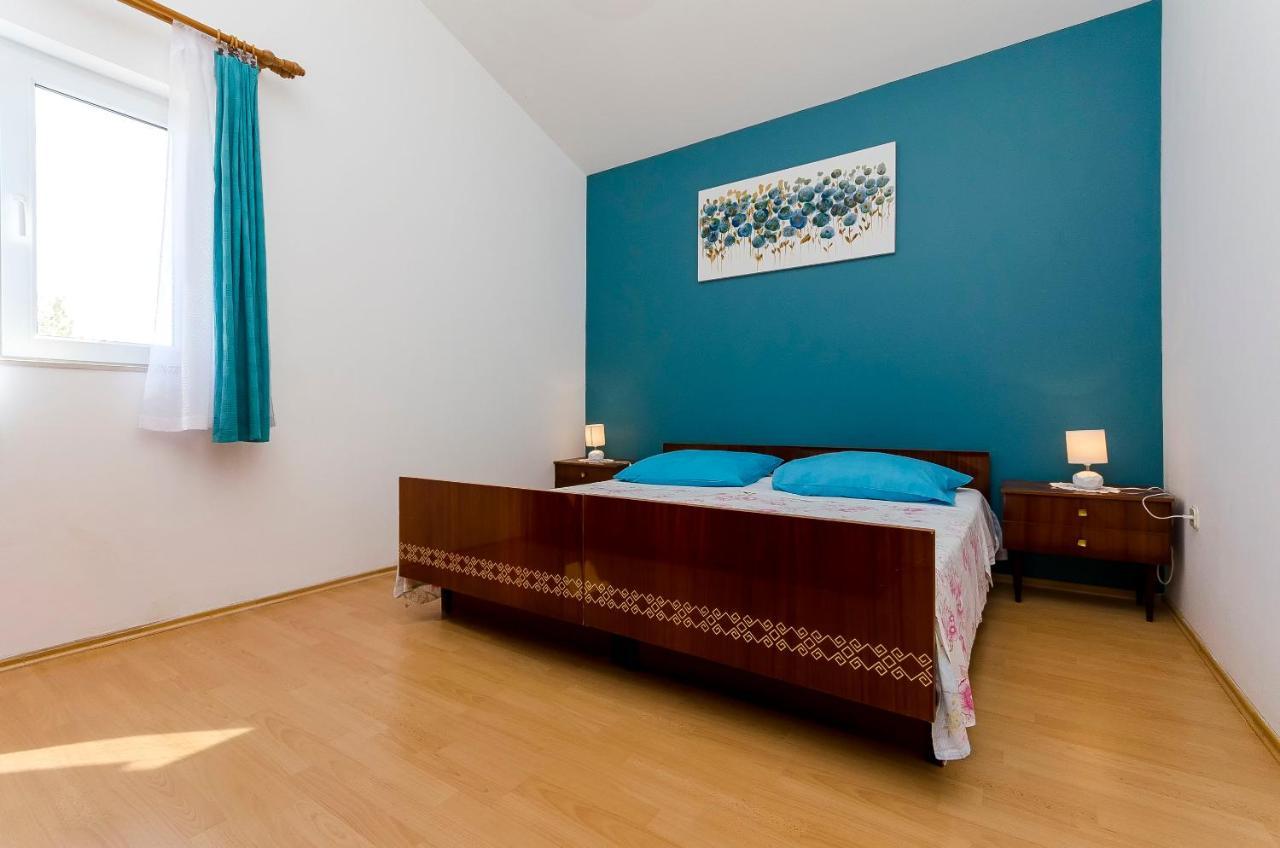 Apartments Milka 斯拉汀 外观 照片