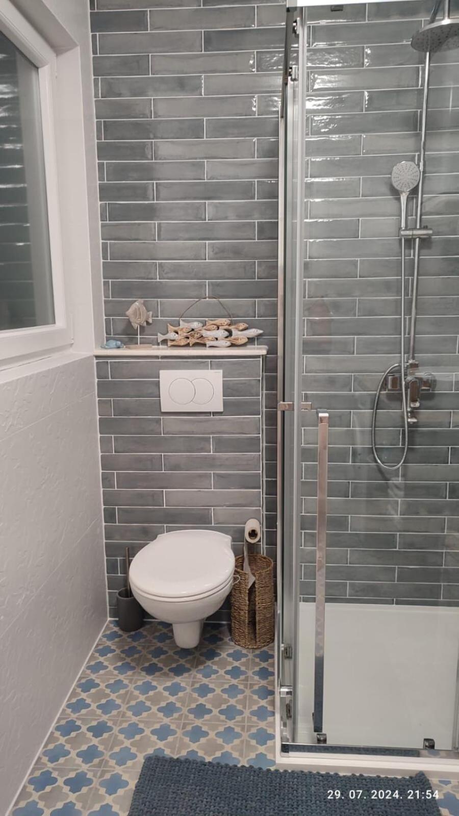 Apartments Milka 斯拉汀 外观 照片